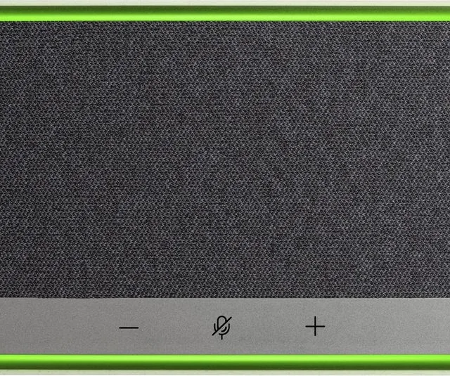 HP Poly Sync 40 USB-A USB-C Speakerphone