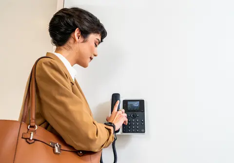 HP Poly Edge E100 IP Phone and PoE-enabled