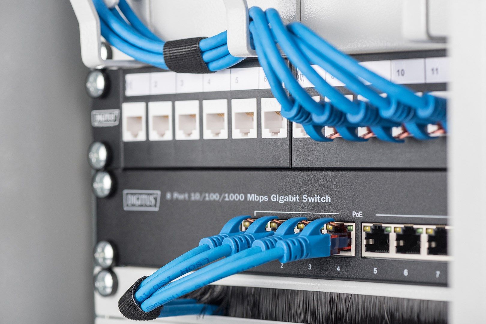10" Gigabit 8-Port L2+ Managed PoE+ Switch