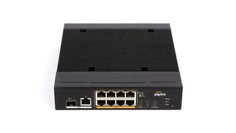 Peplink Max Orbit 8